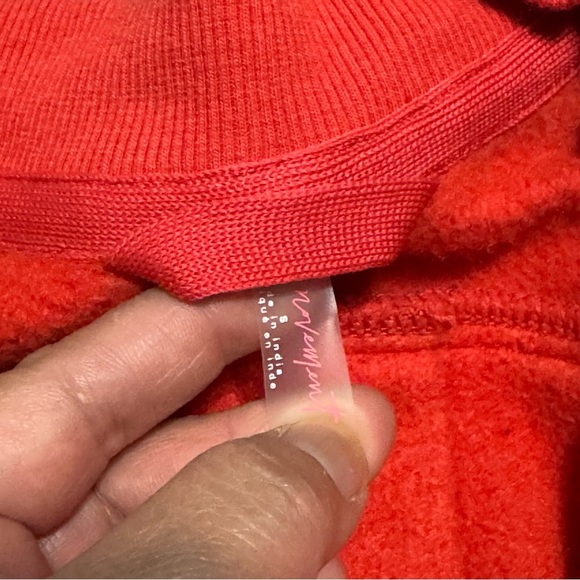 FREE PEOPLE FP Movement Seeing Double Red Sweatshirt and Shorts Set XSmall NWT - Picture 5 of 16